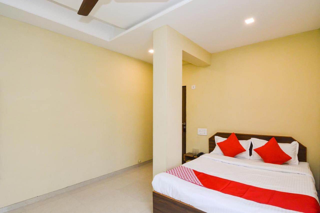 Sukrangu Palace Hotell Shirdi Eksteriør bilde