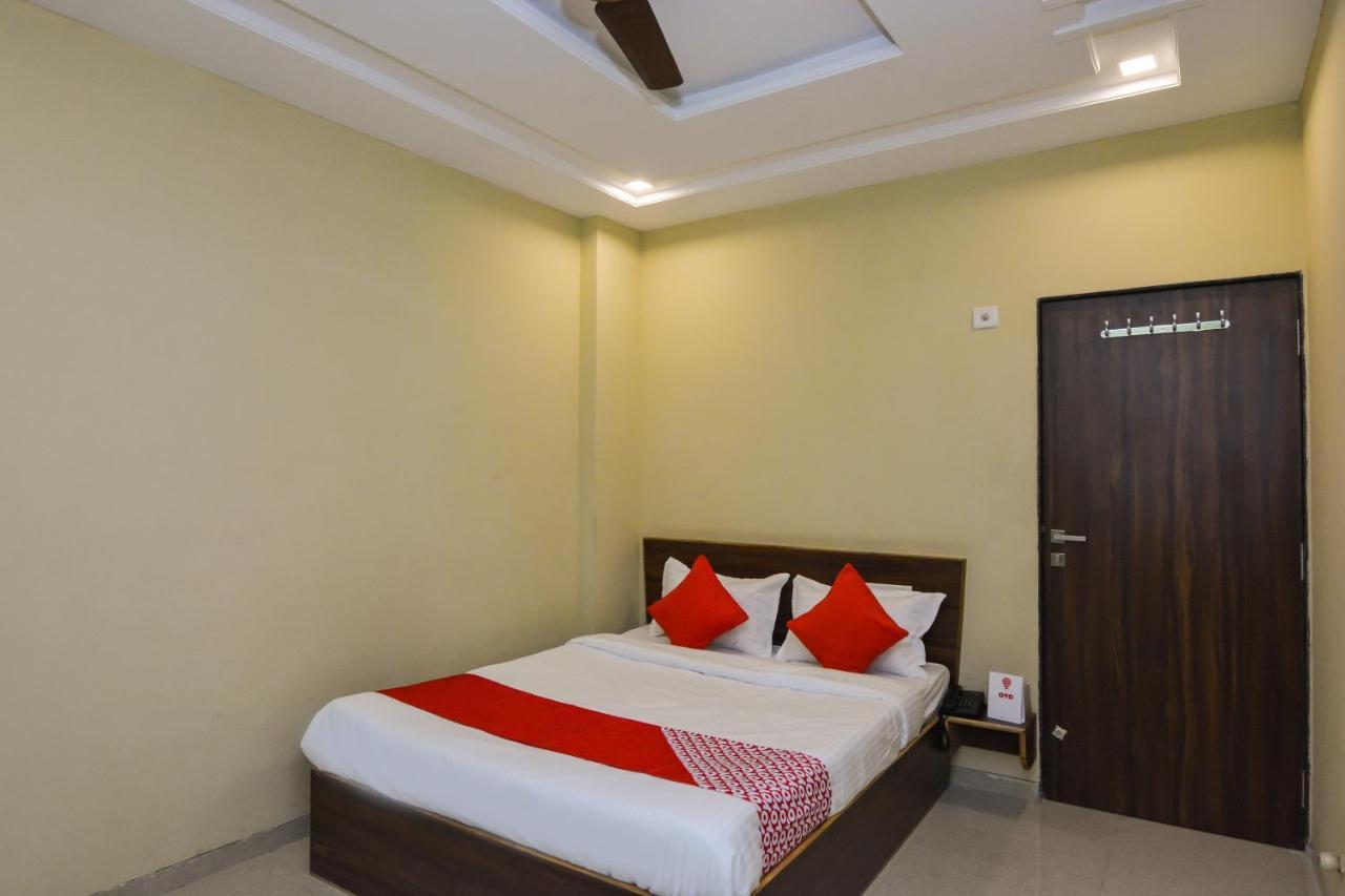 Sukrangu Palace Hotell Shirdi Eksteriør bilde