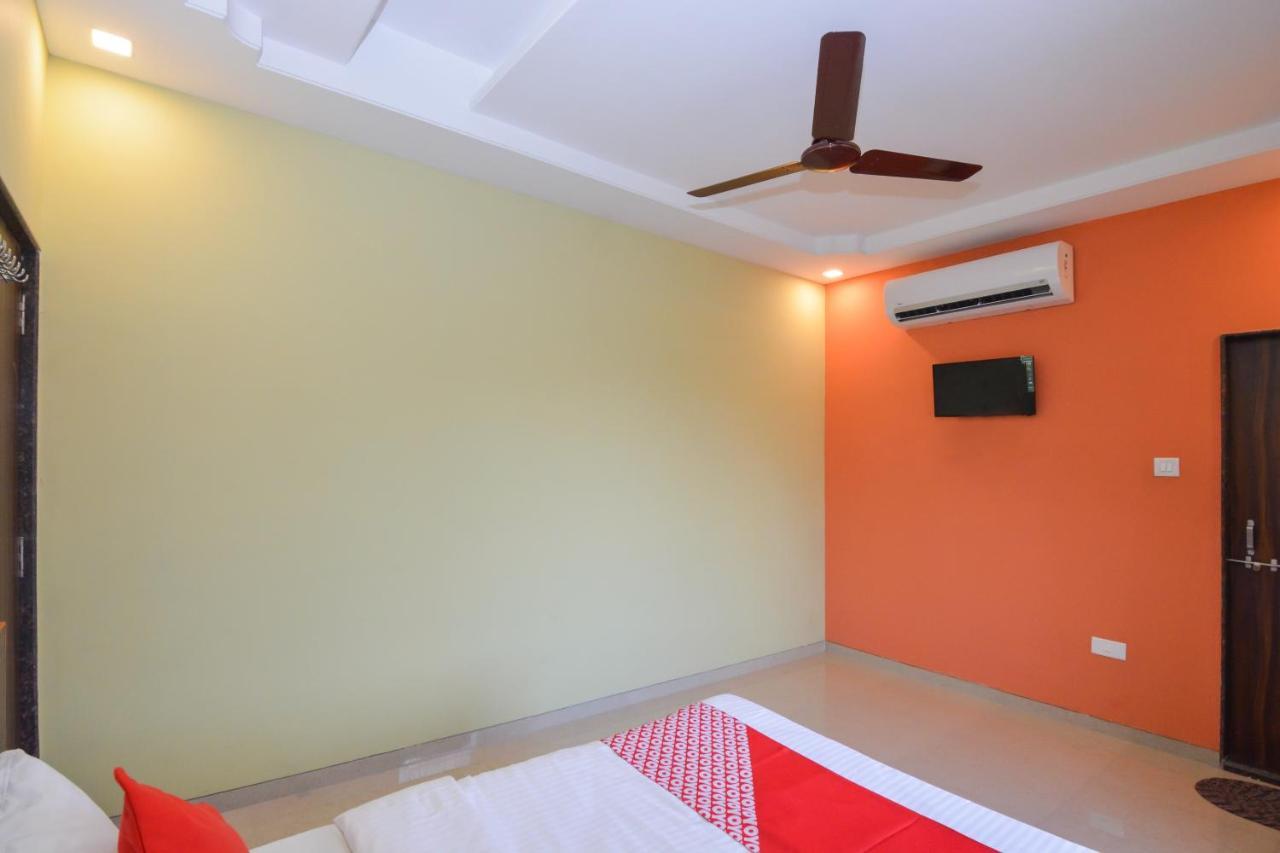 Sukrangu Palace Hotell Shirdi Eksteriør bilde